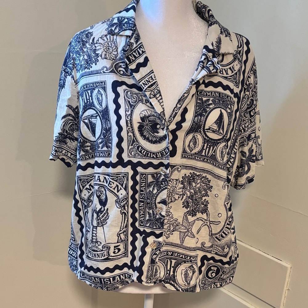 ⭐ 3 for $15 Italian inspired Print Women's Button Down Shirt